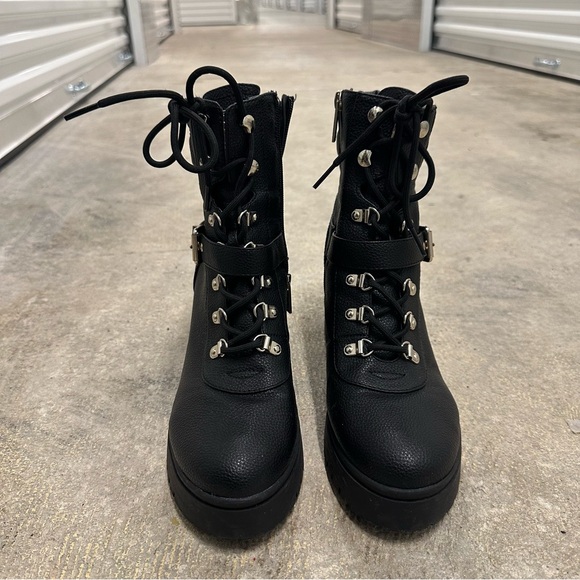 Black Guess Botties - Picture 9 of 9